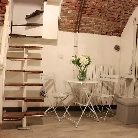 Historical Center Montenapoleone Loft ميلان